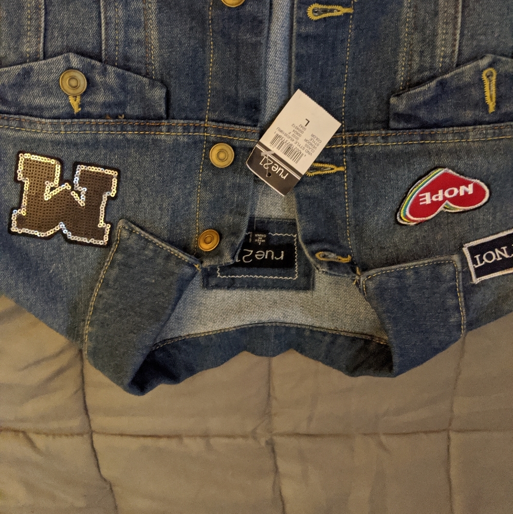 Jean Jacket - Picture 2 of 8